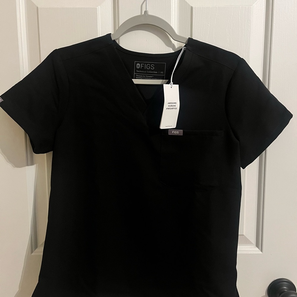 Figs Jet Black V-Neck Scrub Top